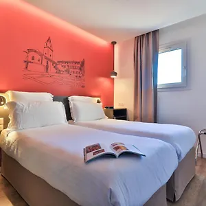 Kyriad Centre Fréjus